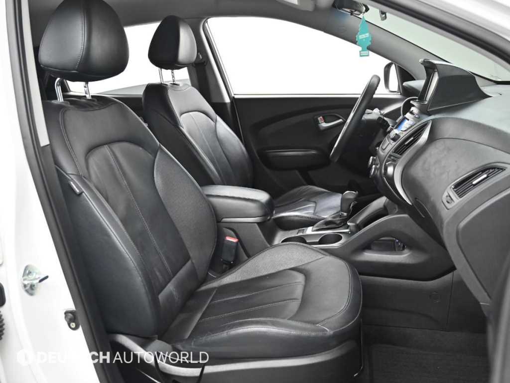 HYUNDAI Tucson - Vista 10