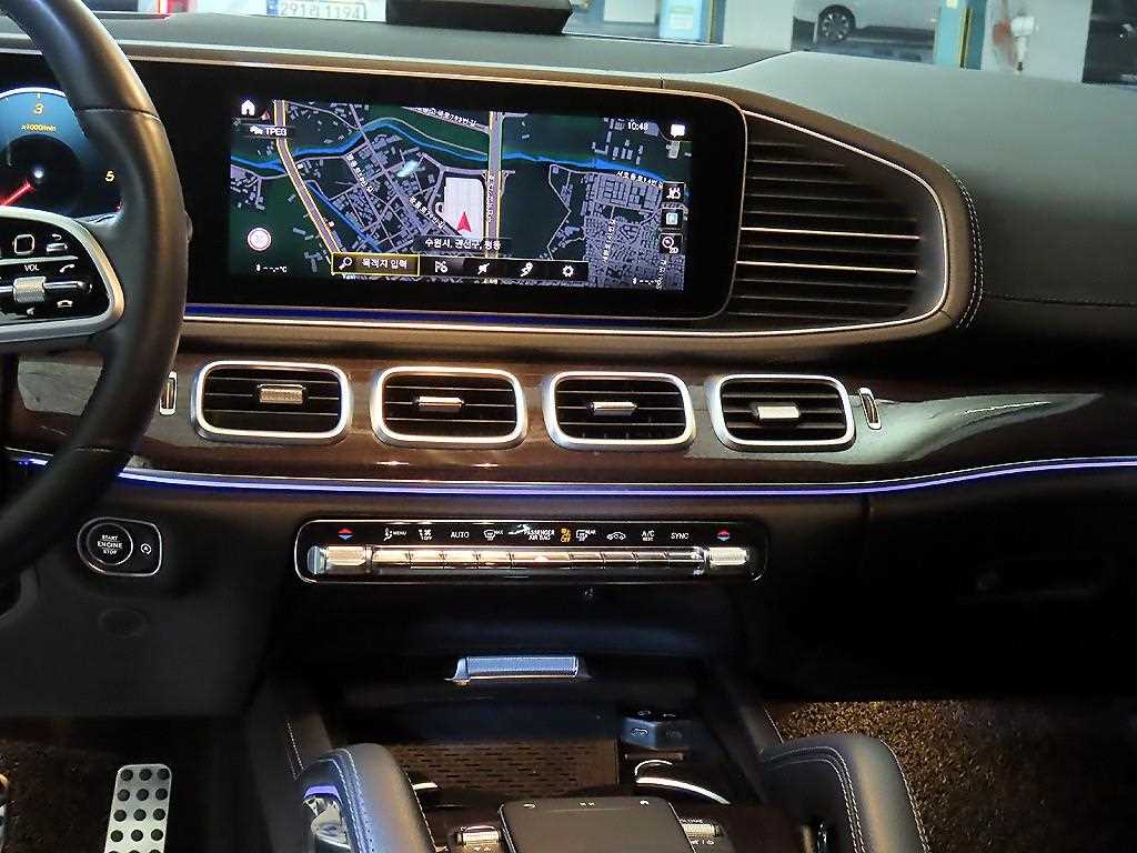 Mercedes Benz GLE Class - Vista 11