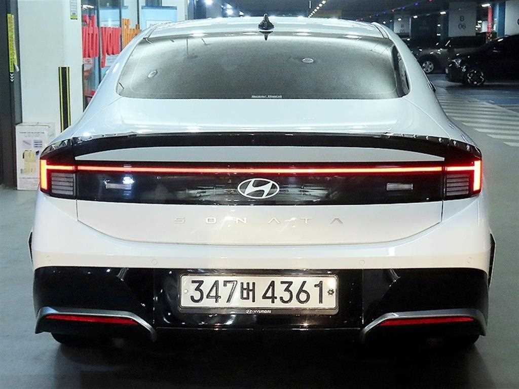 HYUNDAI Sonata - Vista 5