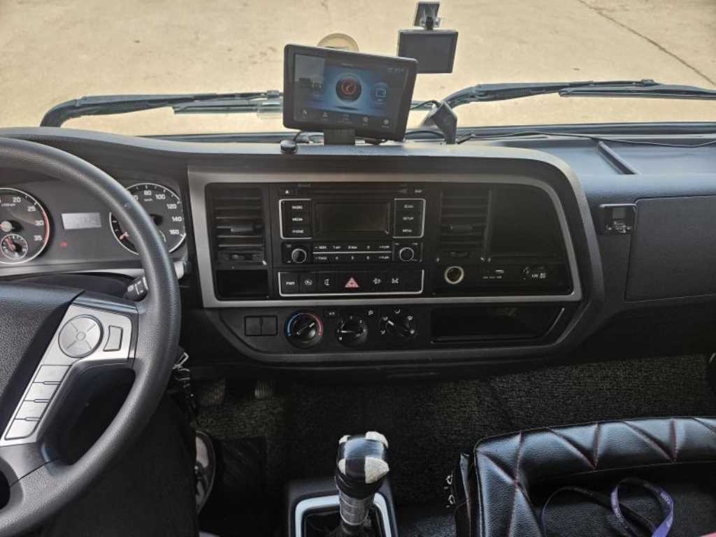 medium and large cargo Cargo 2015 Blanco - Importación desde Corea - HF Imports Iquique - Foto 13