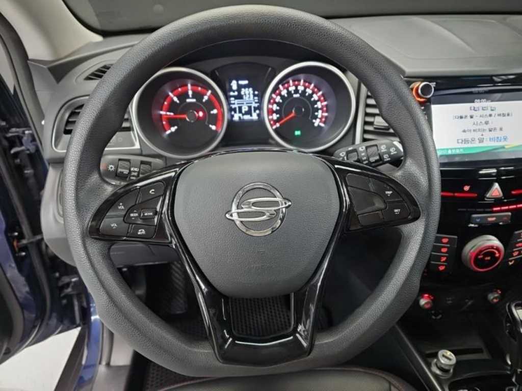 Ssangyong Tivoli - Vista 6