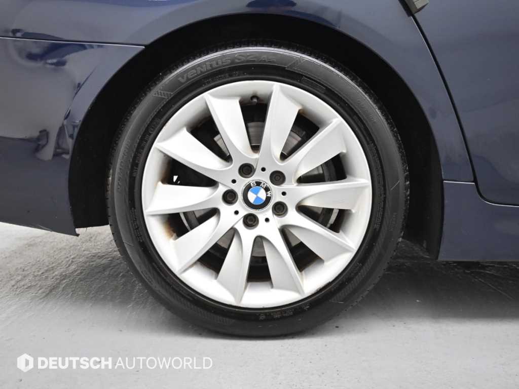 BMW 5 Series - Vista 5