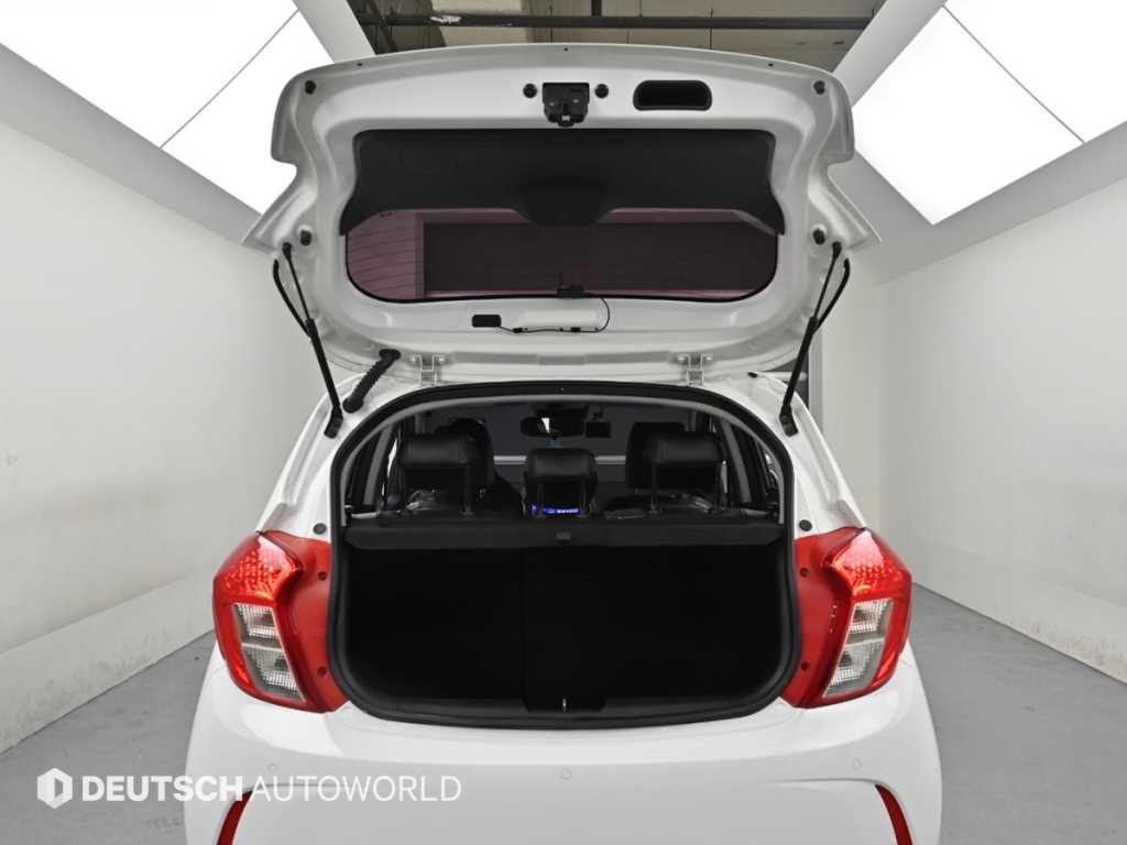 Chevrolet Spark 2019 Blanco - Importación desde Corea - HF Imports Iquique - Foto 19