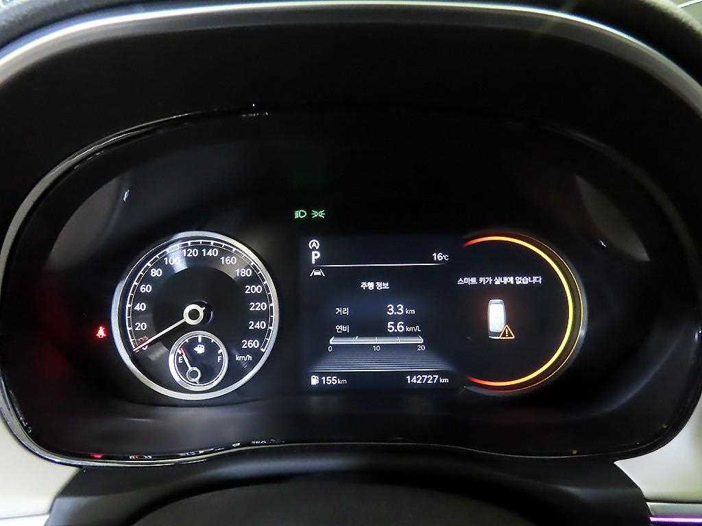 Genesis GV70 - Vista 9