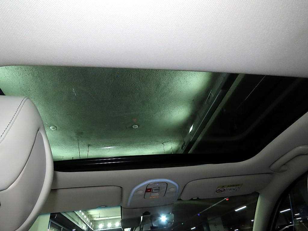 Genesis G70 2024 Blanco - Importación desde Corea - HF Imports Iquique - Foto 16