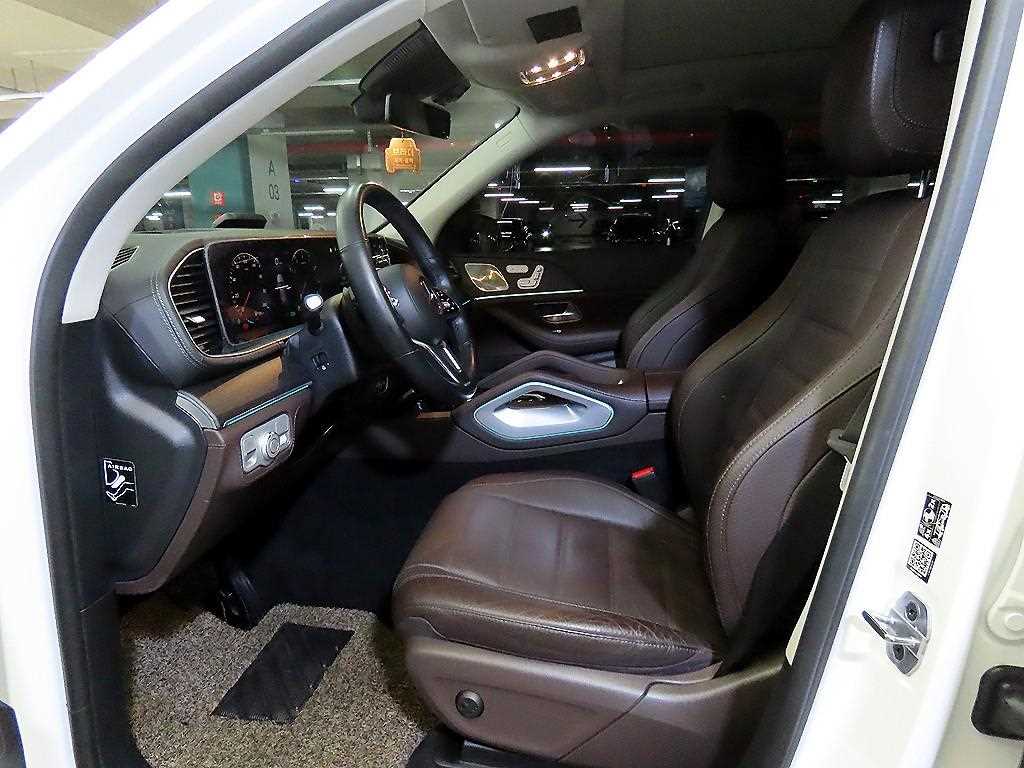 Mercedes Benz GLE Class - Vista 6