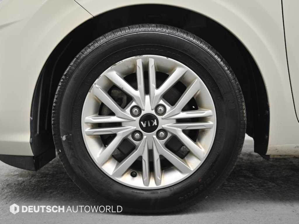 KIA Morning - Vista 5