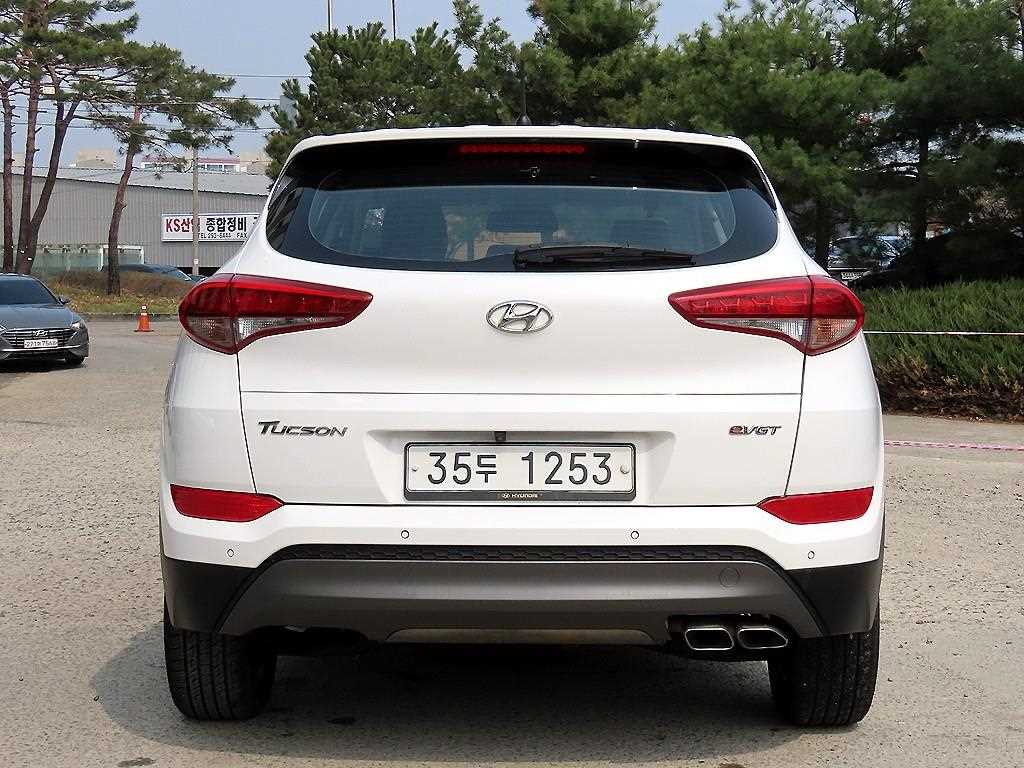 HYUNDAI Tucson - Vista 4