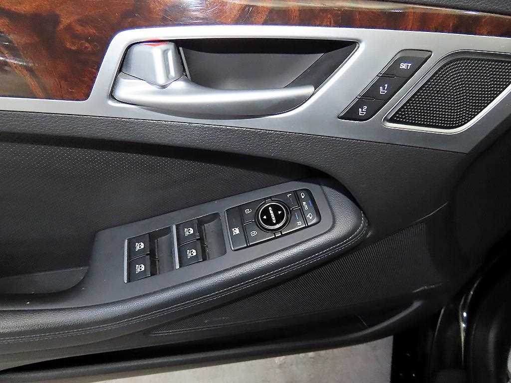 HYUNDAI Genesis 2015 Negro - Importación desde Corea - HF Imports Iquique - Foto 13