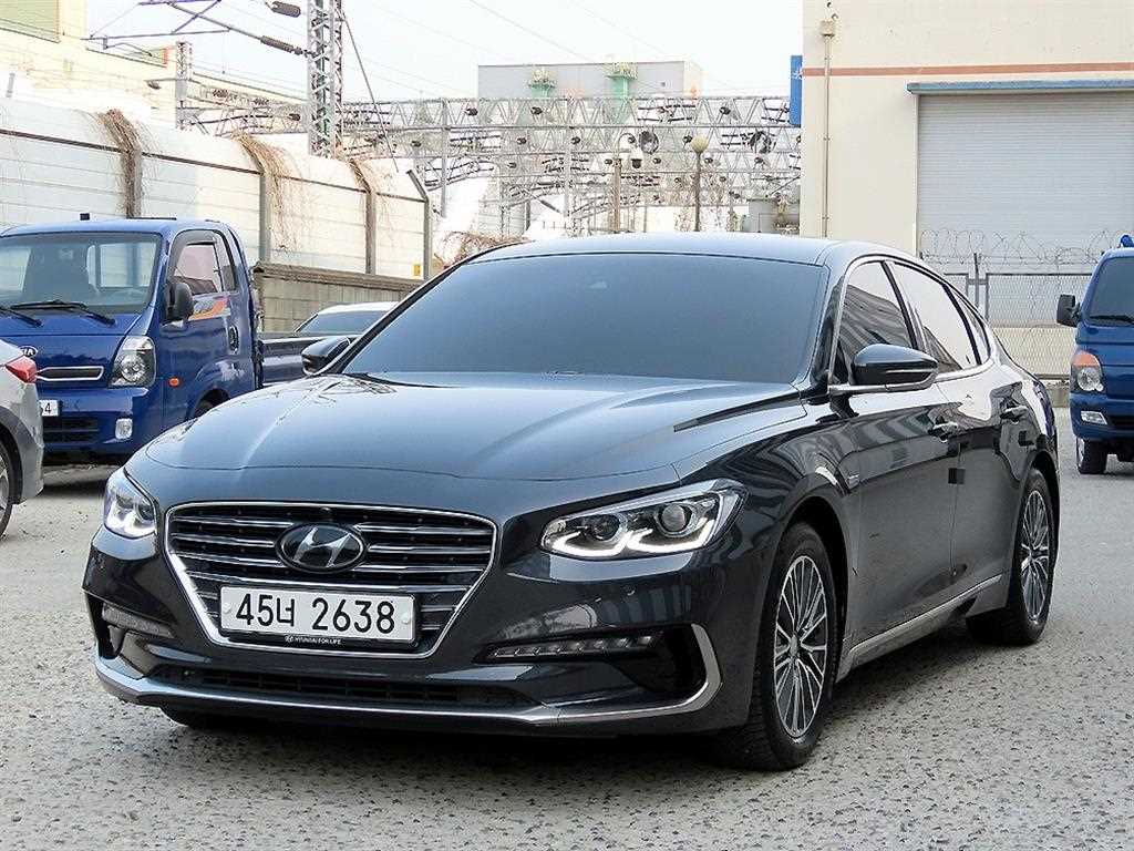 HYUNDAI Grandeur - Vista 2