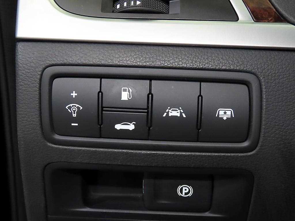 HYUNDAI Genesis 2015 Negro - Importación desde Corea - HF Imports Iquique - Foto 14