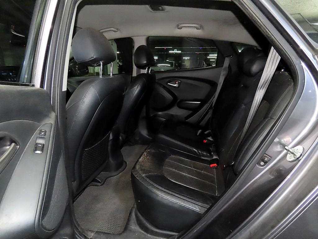 HYUNDAI Tucson - Vista 7