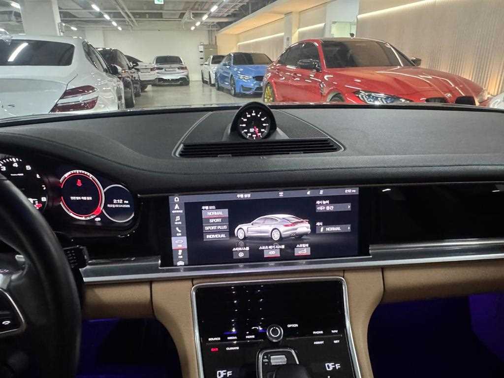 Porsche Panamera - Vista 11