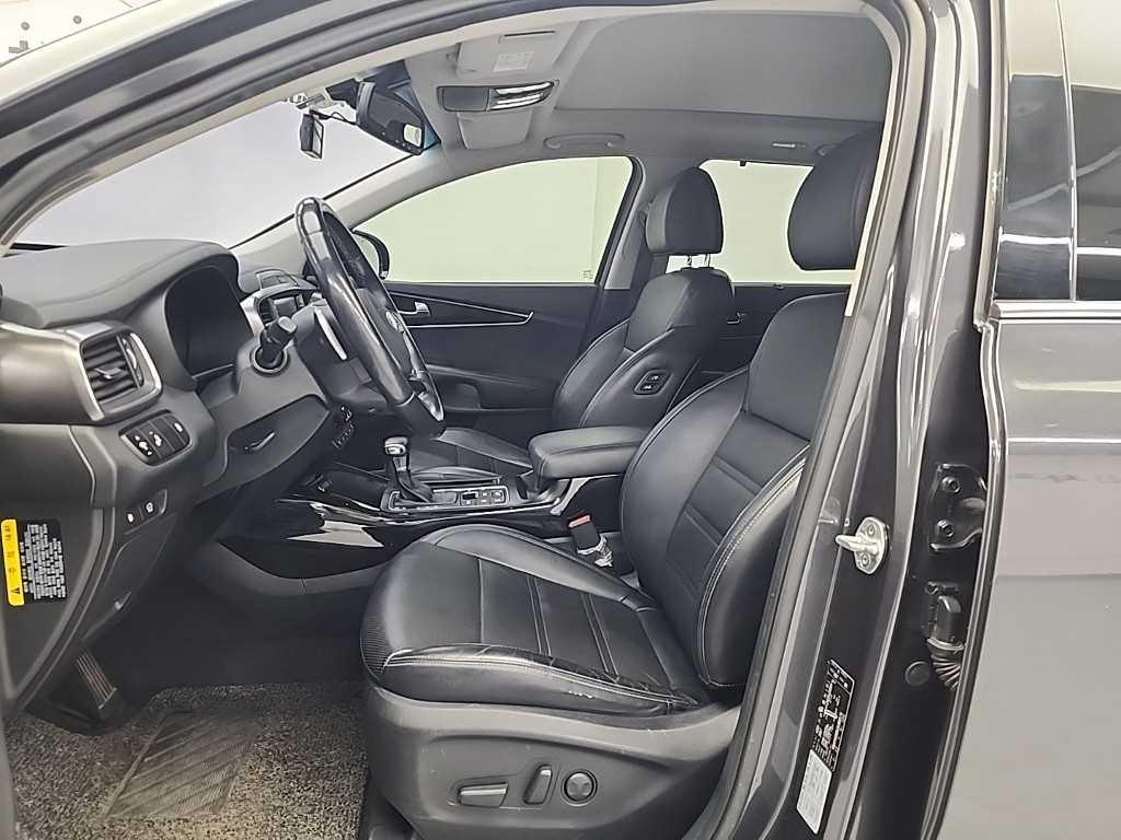 KIA Sorento - Vista 11