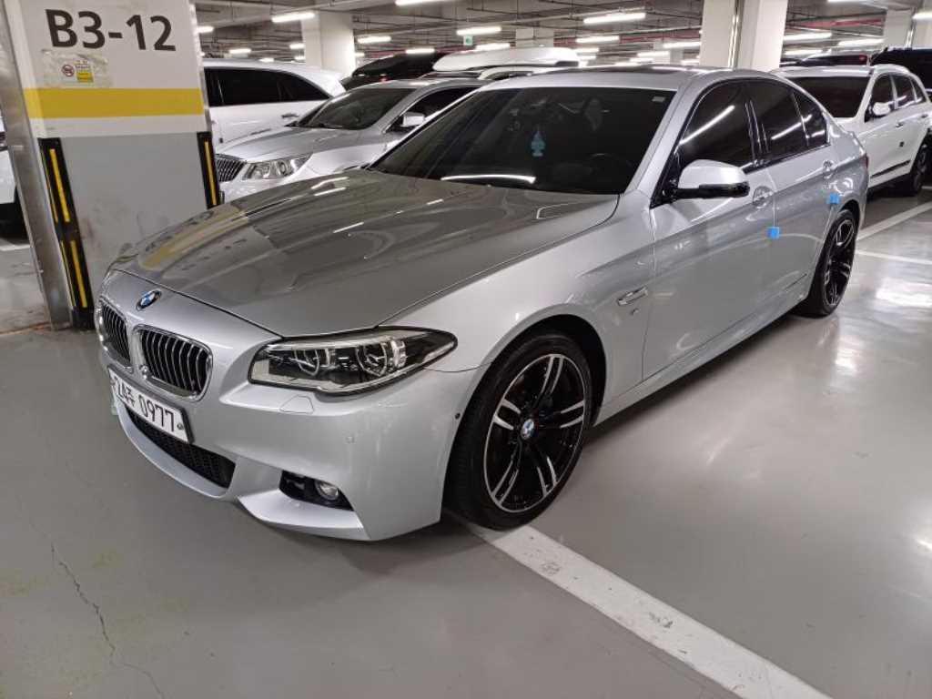 BMW 5 Series - Vista 2