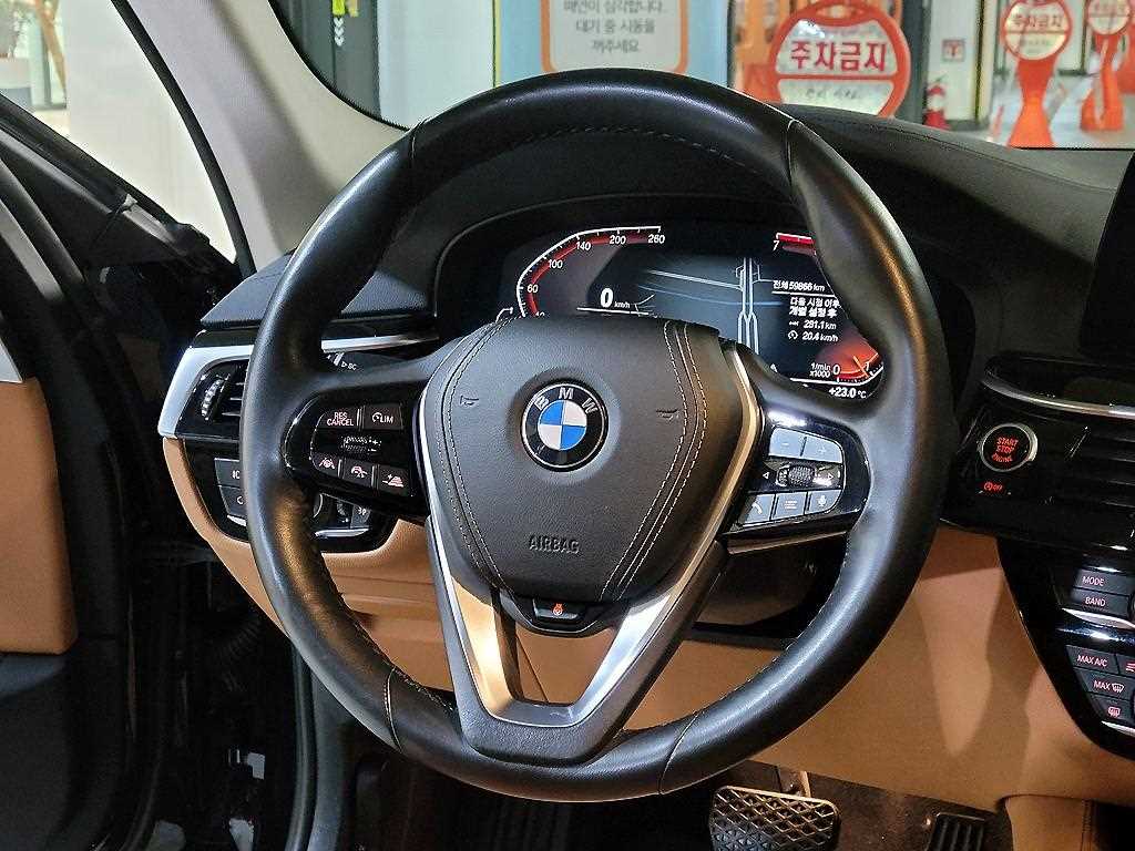 BMW 5 Series - Vista 9