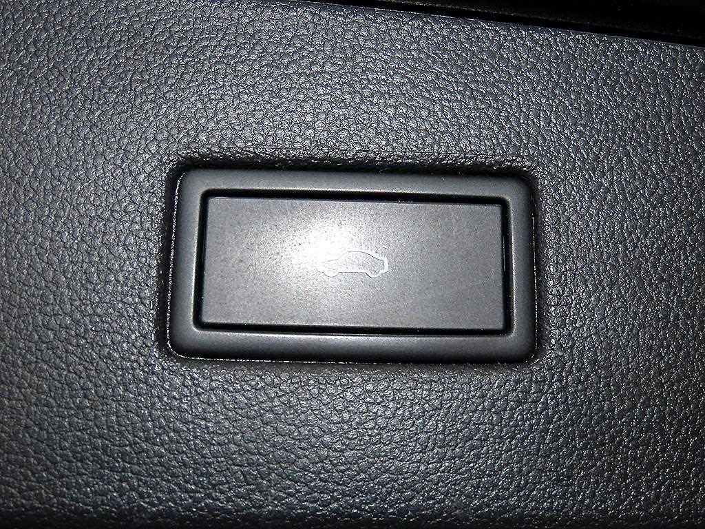 Volkswagen Tiguan 2024 Negro - Importación desde Corea - HF Imports Iquique - Foto 16