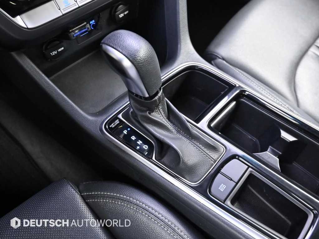 HYUNDAI Sonata - Vista 9