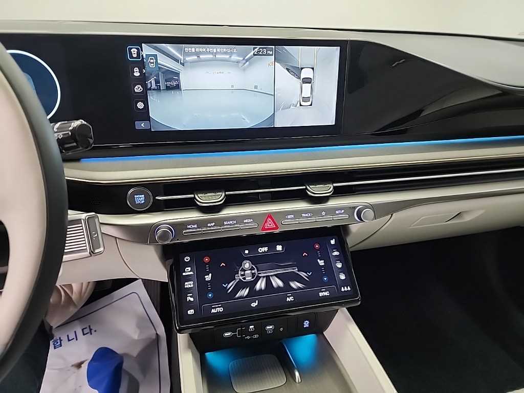 HYUNDAI Grandeur - Vista 10