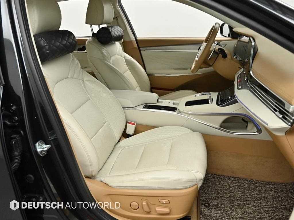 HYUNDAI Grandeur - Vista 10
