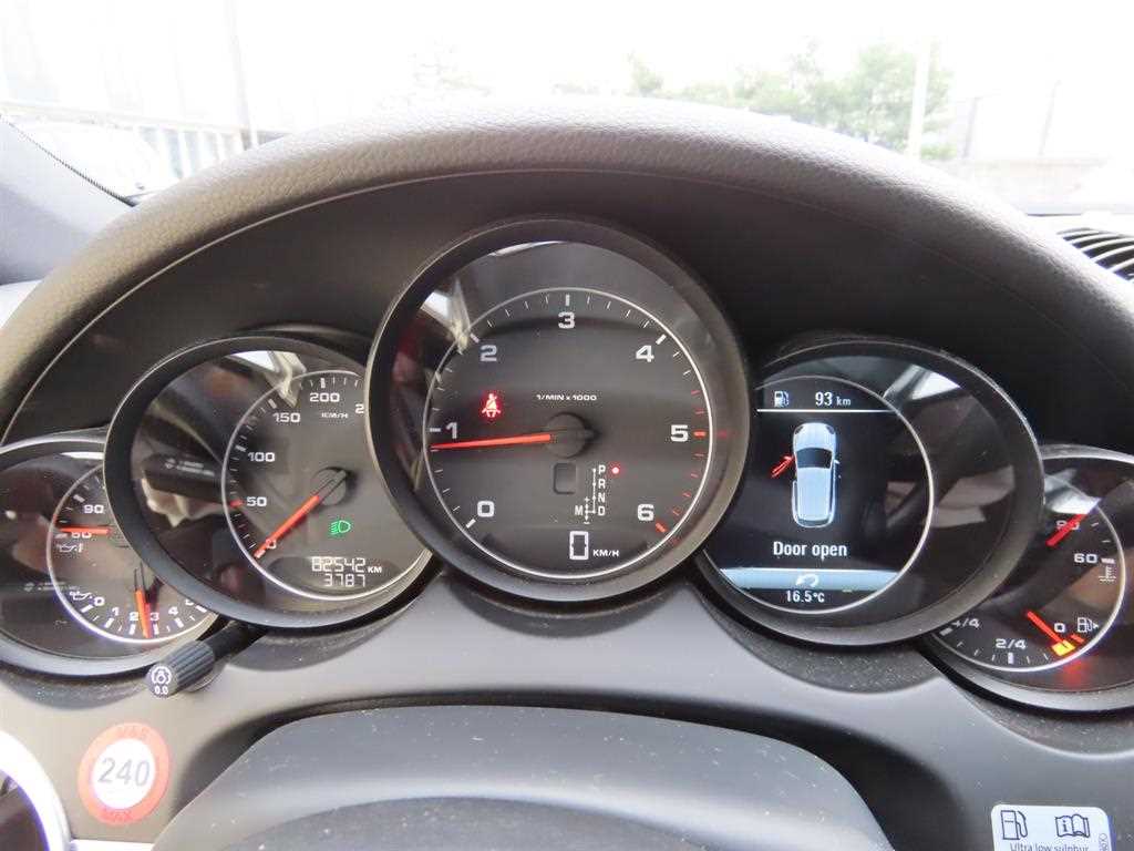 Porsche Cayenne - Vista 9