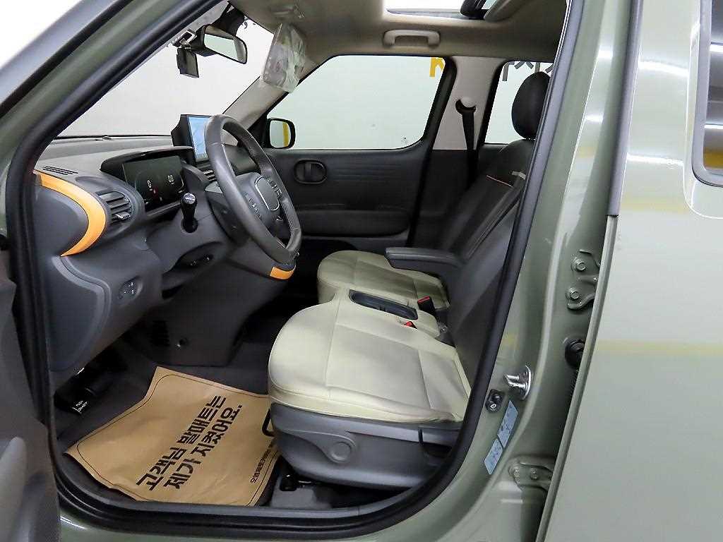 HYUNDAI Casper - Vista 5