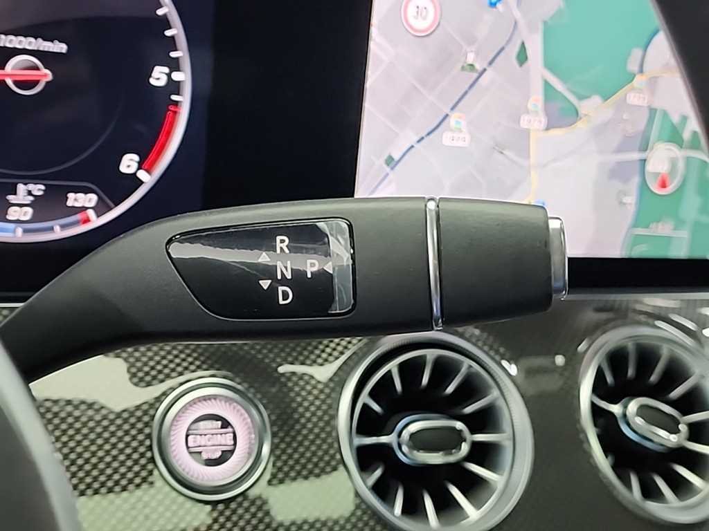 Mercedes Benz CLS Class - Vista 8