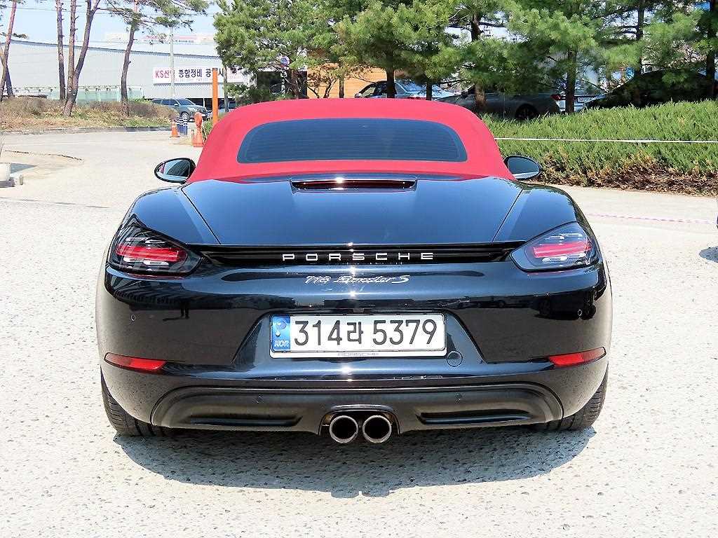 Porsche 718 - Vista 4