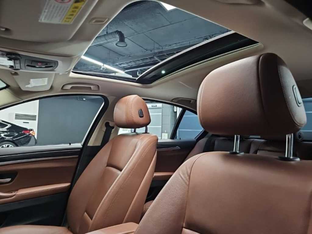 BMW 5 Series 2016 Negro - Importación desde Corea - HF Imports Iquique - Foto 16