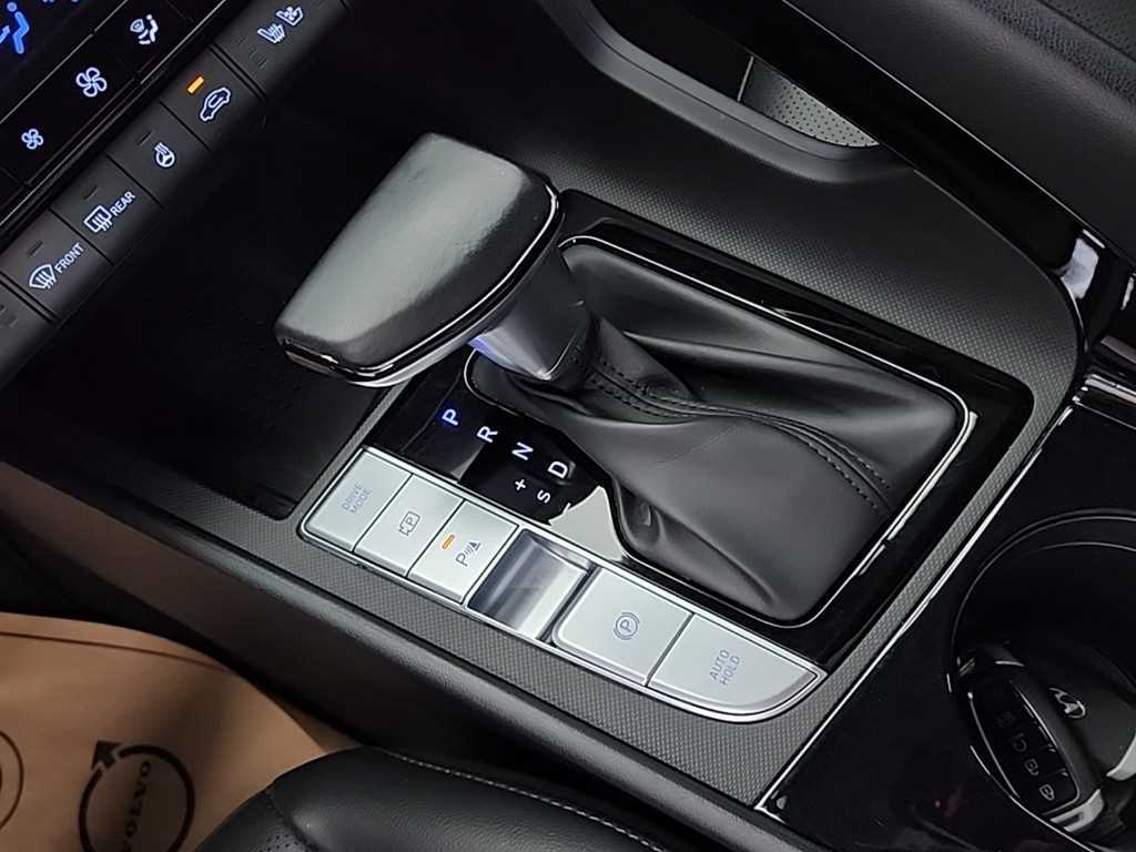 HYUNDAI Avante - Vista 8