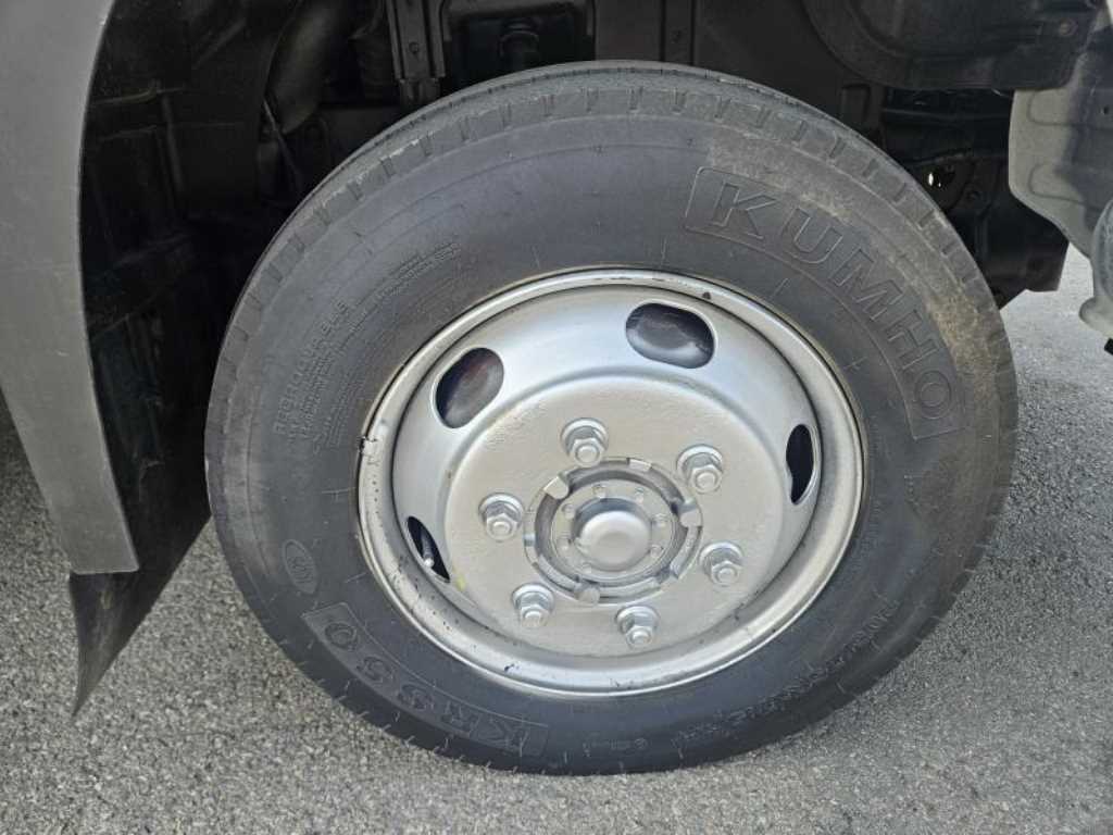 medium and large cargo Cargo 2015 Blanco - Importación desde Corea - HF Imports Iquique - Foto 17