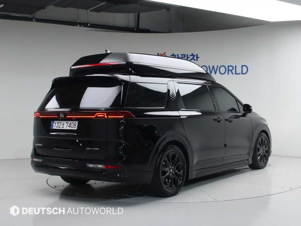 KIA Carnival - Vista 2