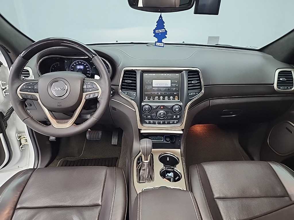 Jeep Cherokee - Vista 7