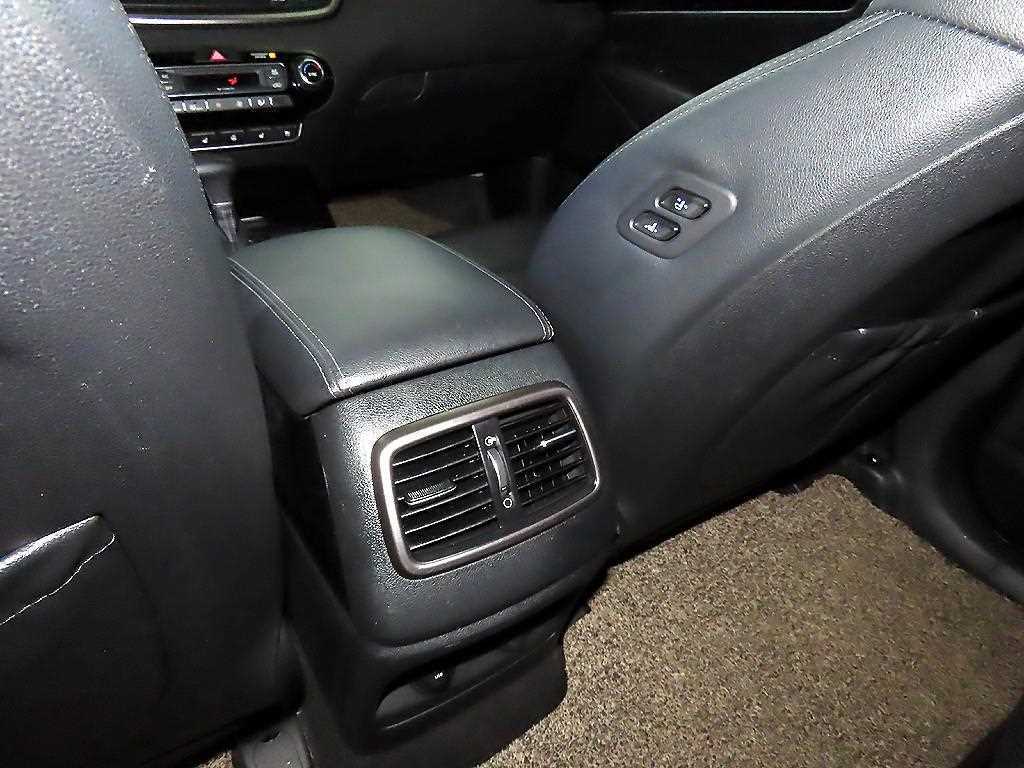 KIA Sorento 2019 Plateado - Importación desde Corea - HF Imports Iquique - Foto 16