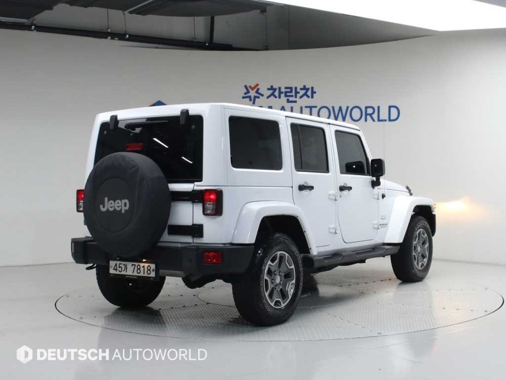 Jeep Wrangler - Vista 2