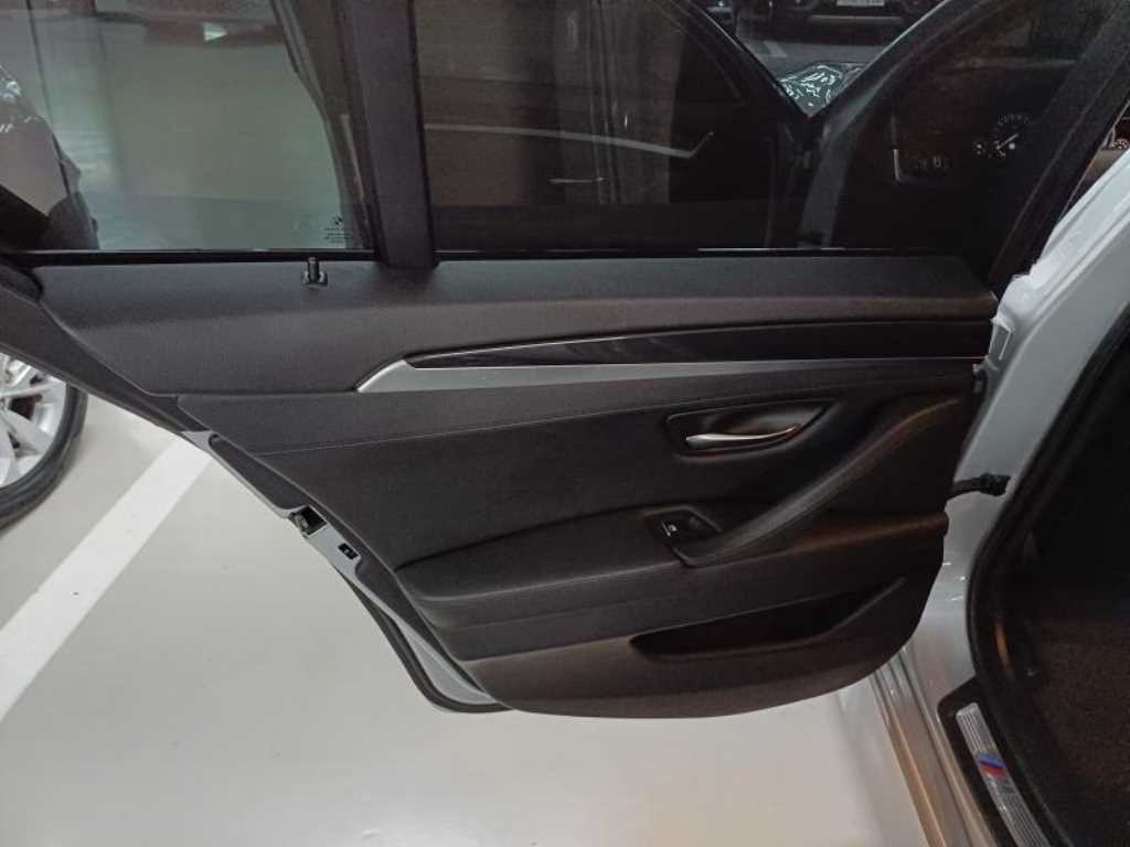 BMW 5 Series 2016 Plateado - Importación desde Corea - HF Imports Iquique - Foto 13