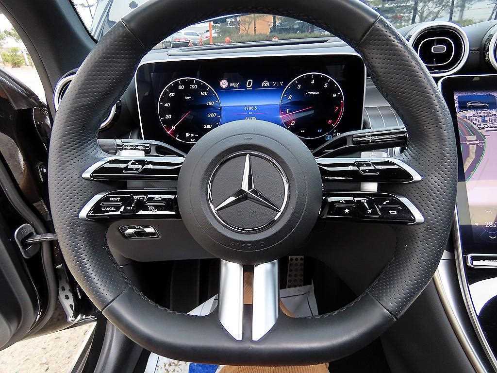 Mercedes Benz GLC Class - Vista 8