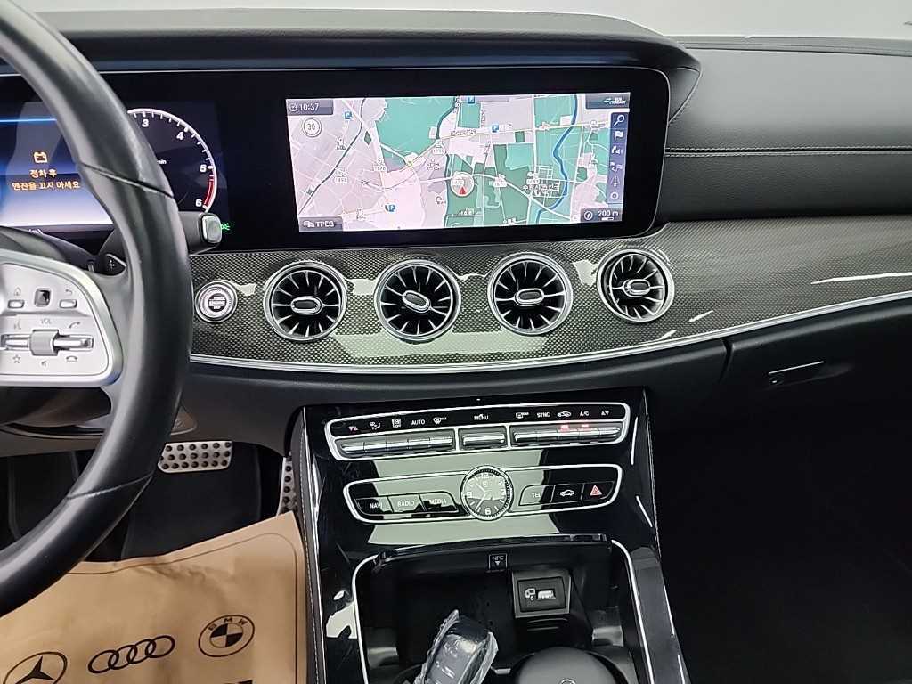 Mercedes Benz CLS Class - Vista 10