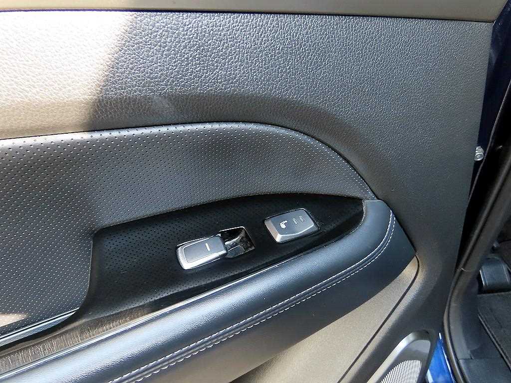 Ssangyong Rexton 2018 Azul - Importación desde Corea - HF Imports Iquique - Foto 15