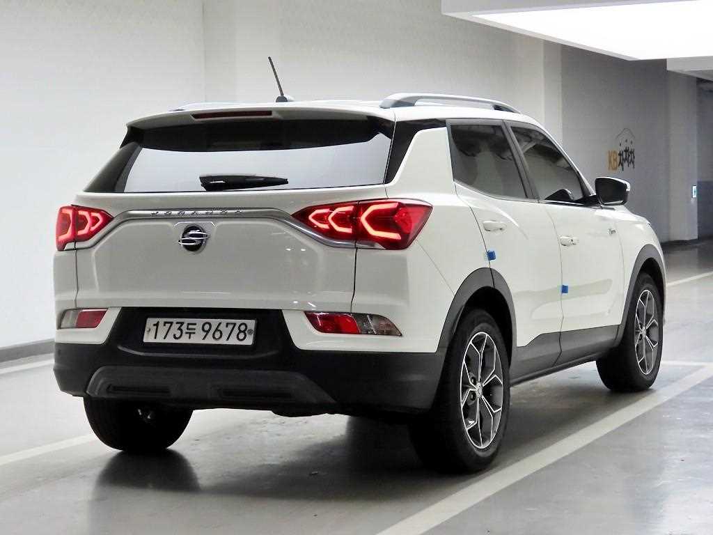Ssangyong Korando - Vista 4