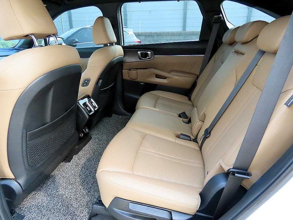 KIA Sorento - Vista 6