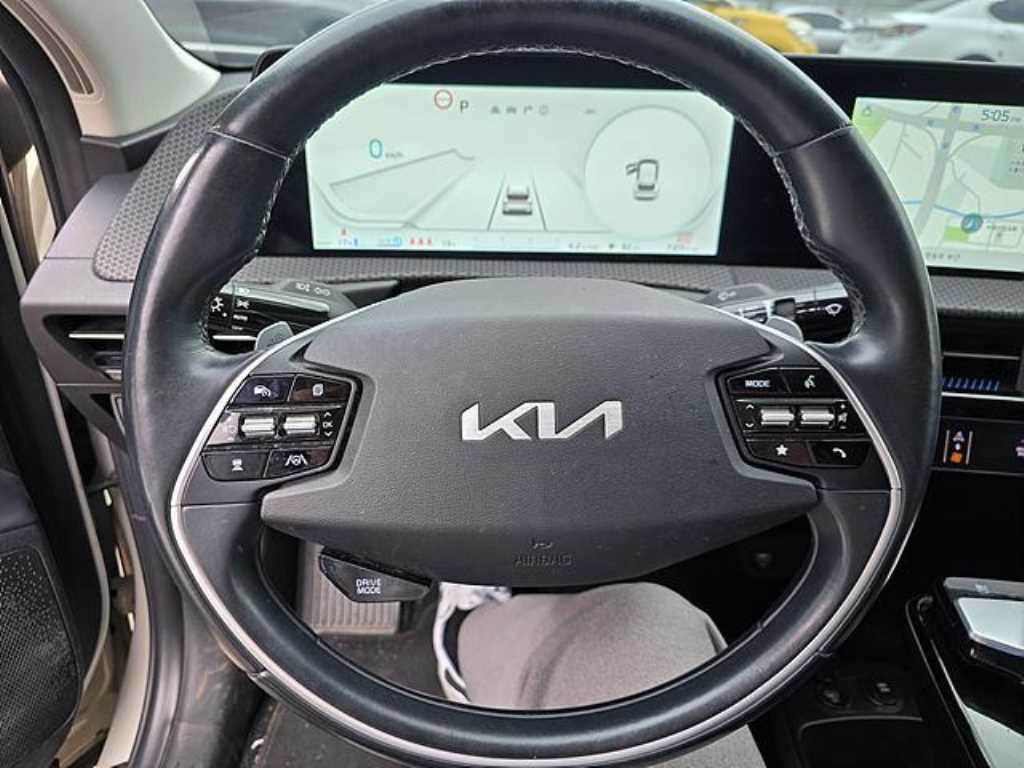 KIA EV6 - Vista 8
