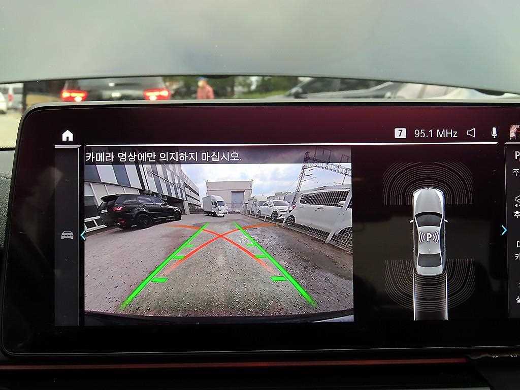 BMW 5 Series 2021 Negro - Importación desde Corea - HF Imports Iquique - Foto 14