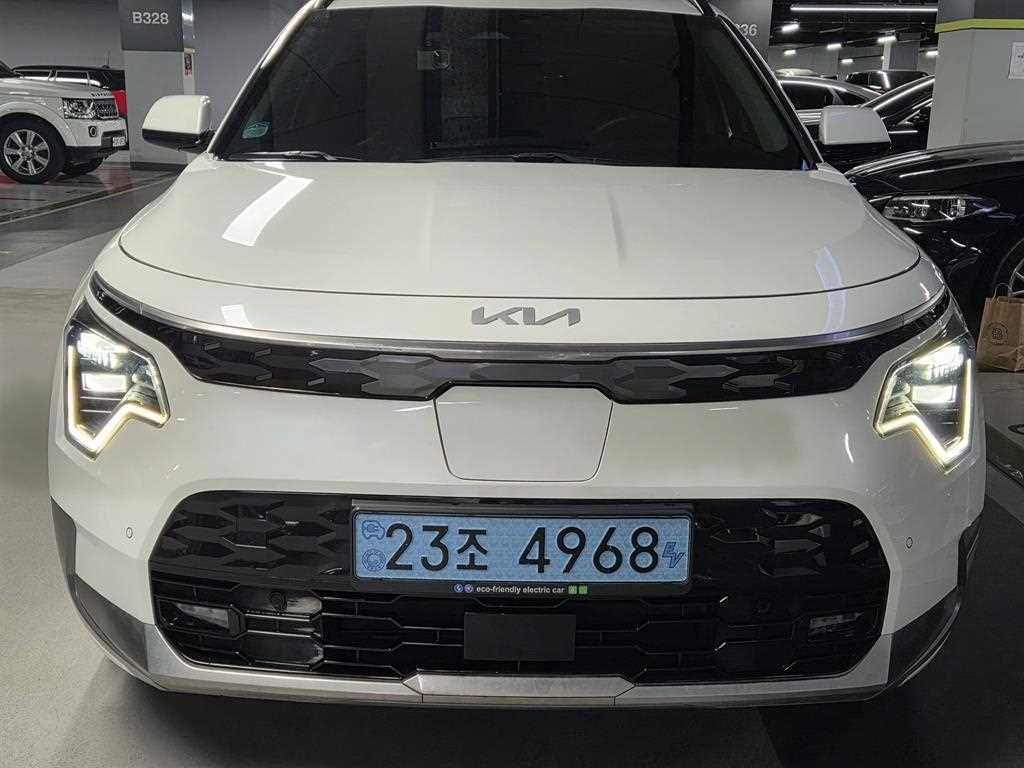 KIA Niro 2023 Blanco - Importación desde Corea - HF Imports Iquique - Foto 1