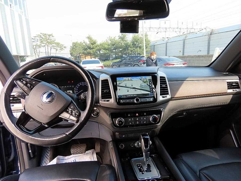 Ssangyong Rexton - Vista 7