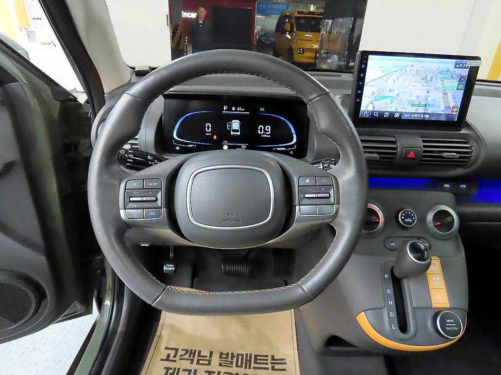 HYUNDAI Casper - Vista 9