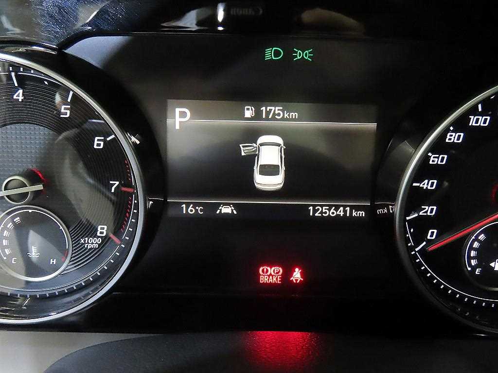 HYUNDAI Grandeur - Vista 9