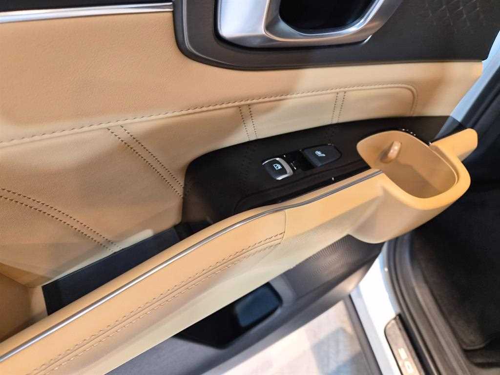 KIA Sorento - Vista 7