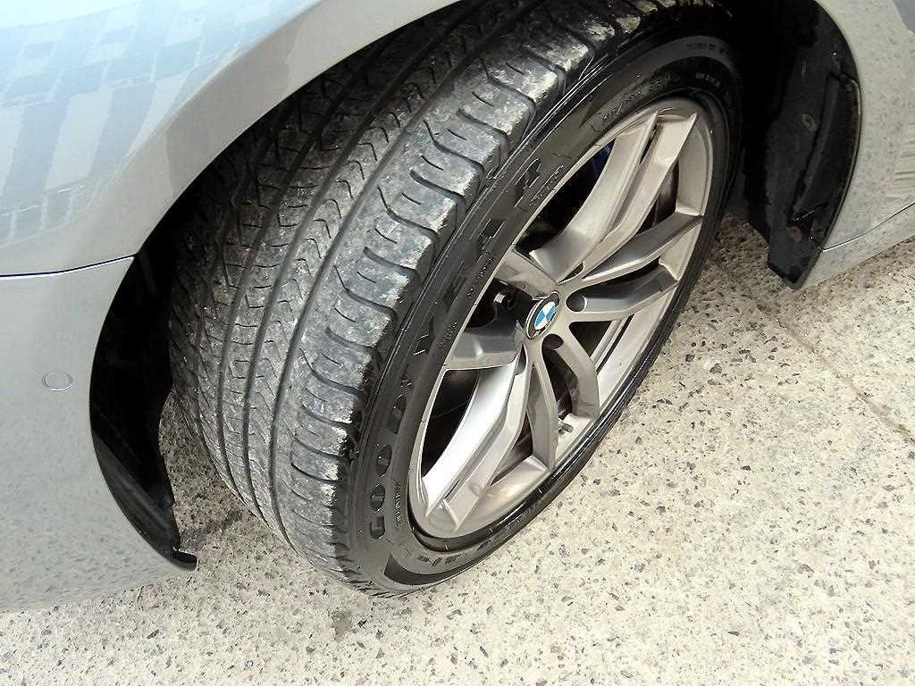 BMW 5 Series 2018 Gris - Importación desde Corea - HF Imports Iquique - Foto 20