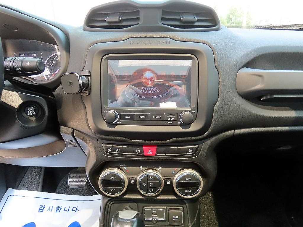 Jeep Renegade - Vista 12